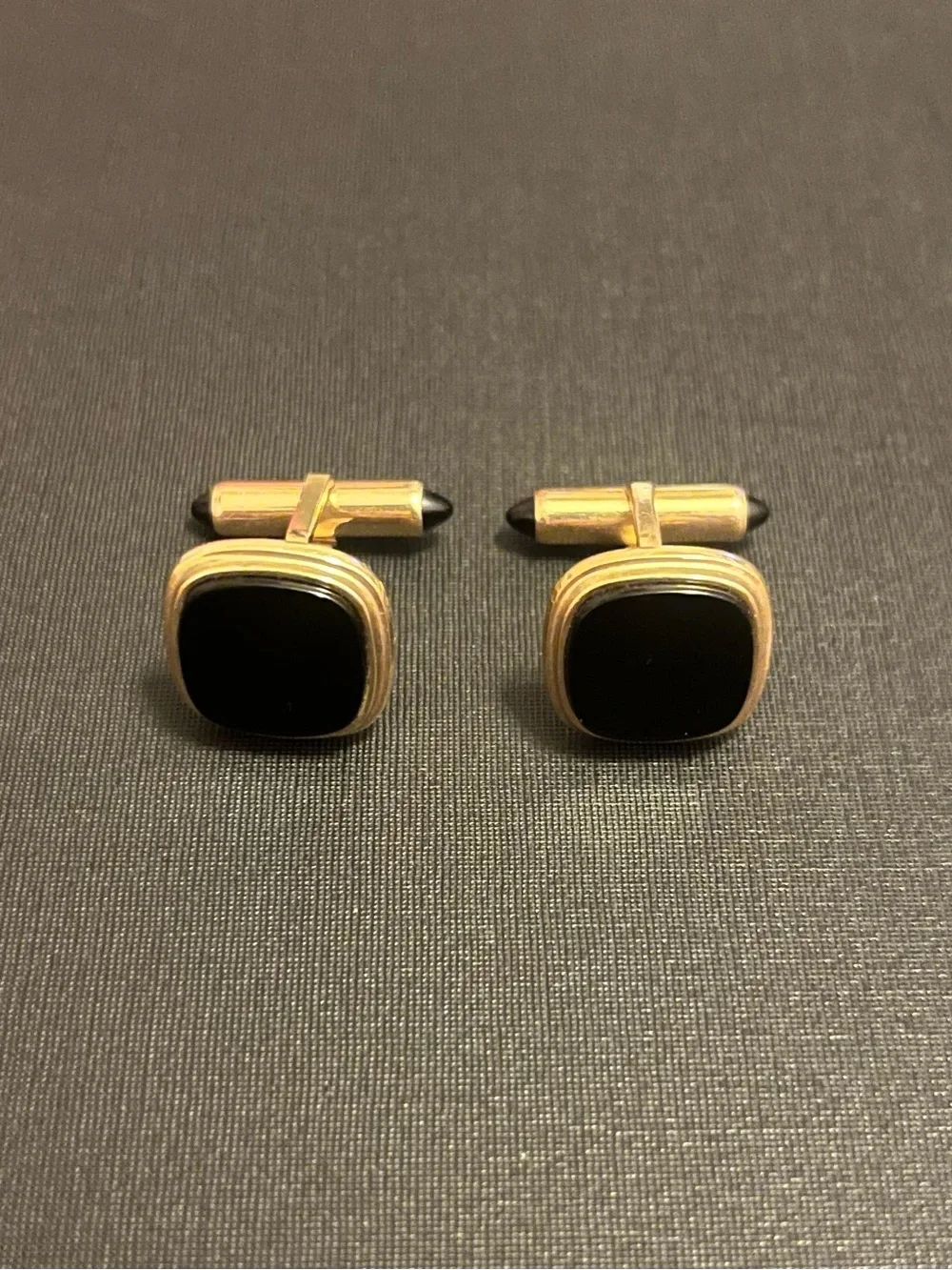 Vintage Krementz Gold Black onyx cuff links